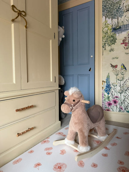 Brass Bow Cabinet Door Handle (1 Pair)